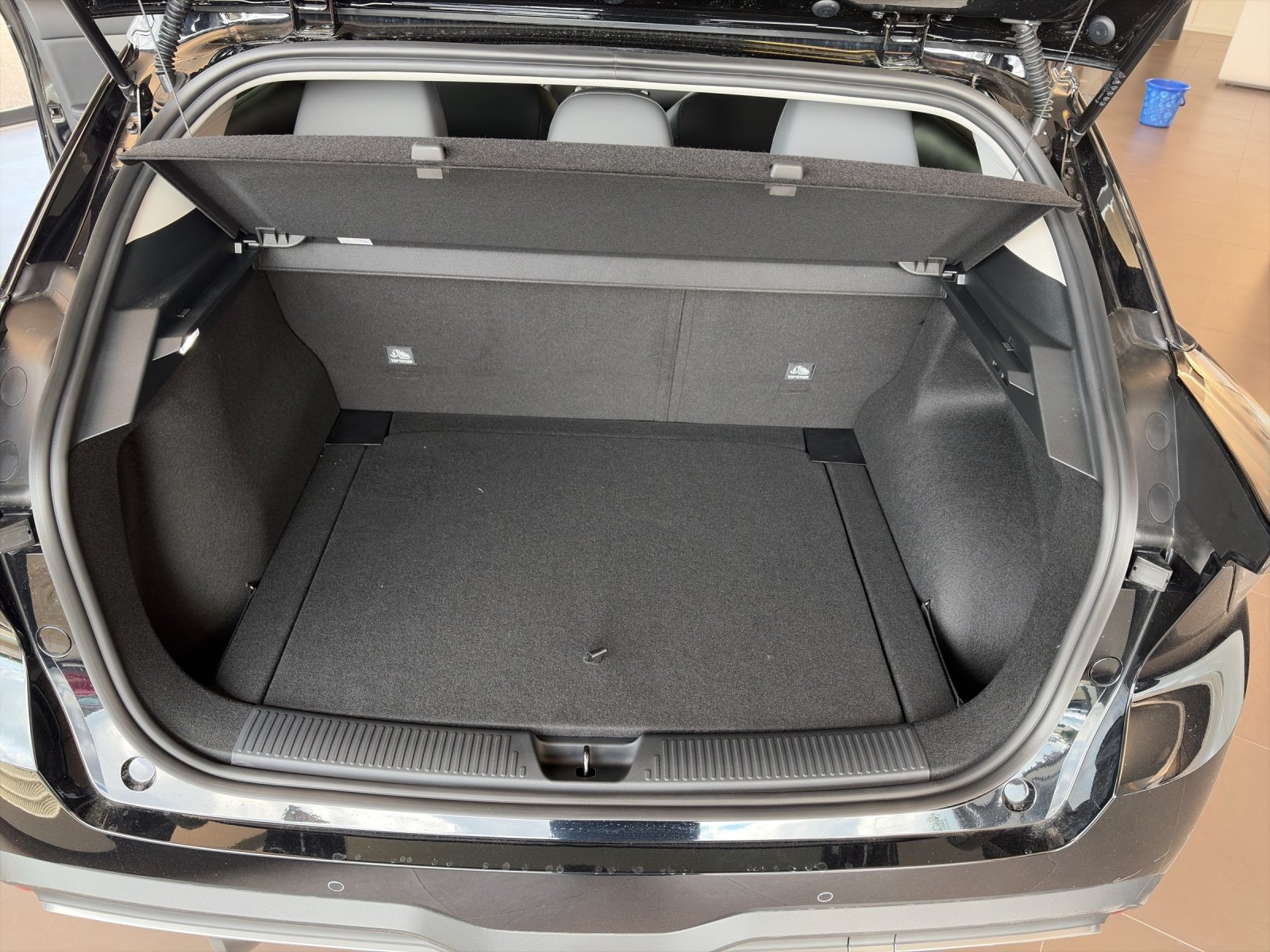 MG 4 77kWh Premium, Electric, New car, Automatic - 7