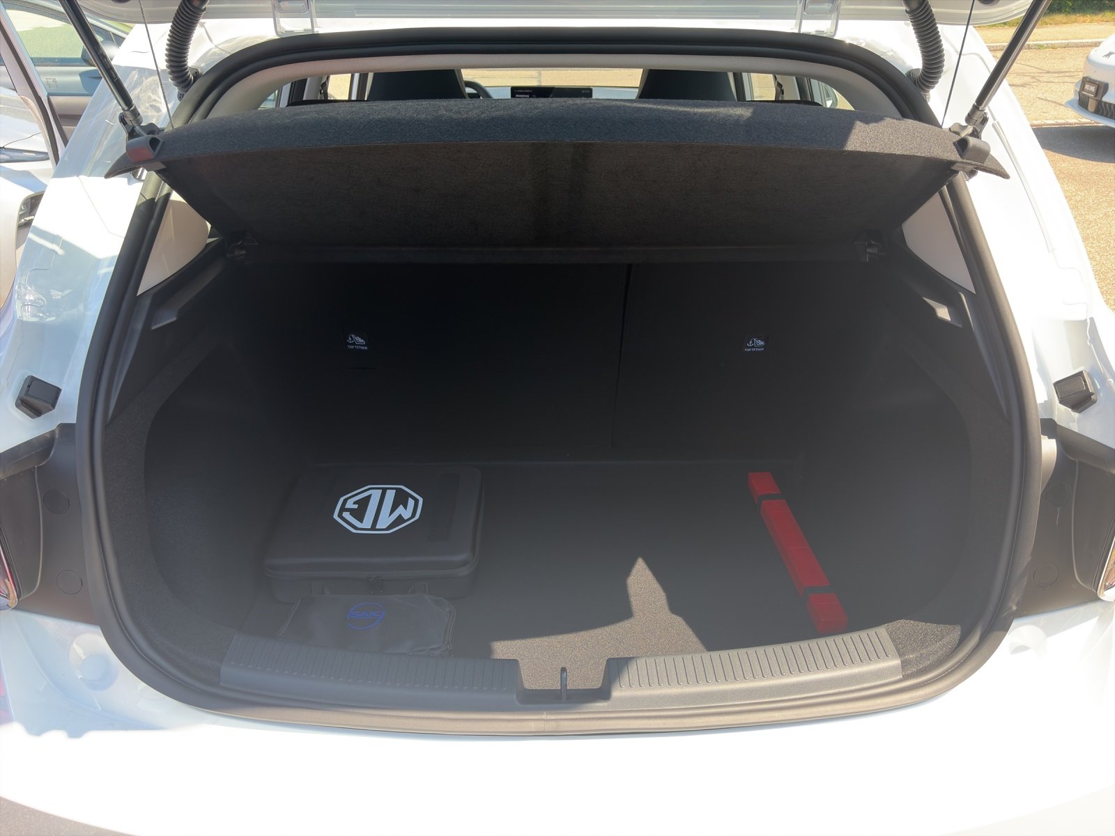 MG 4 Urban 43kWh Comfort, Elektro, Neuwagen, Automatik - 7