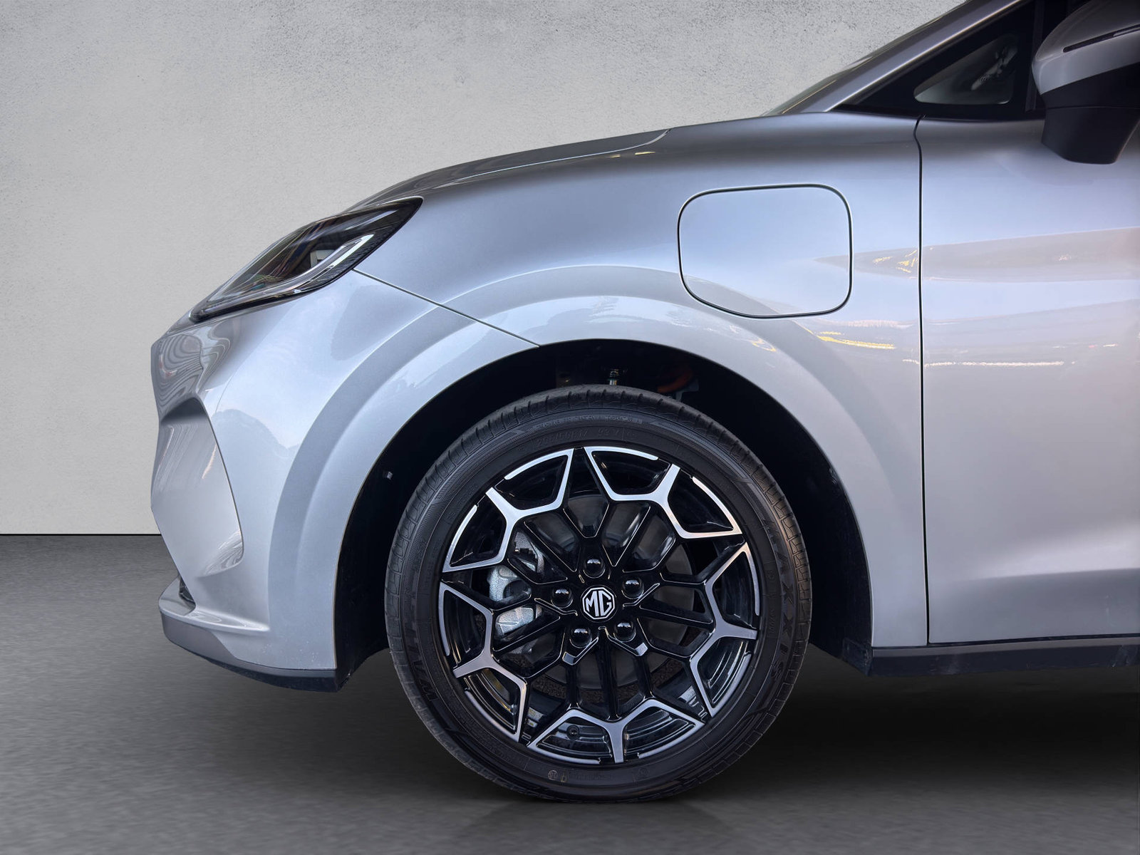 MG 4 Urban 54 kWh Premium, Electric, New car, Automatic - 4