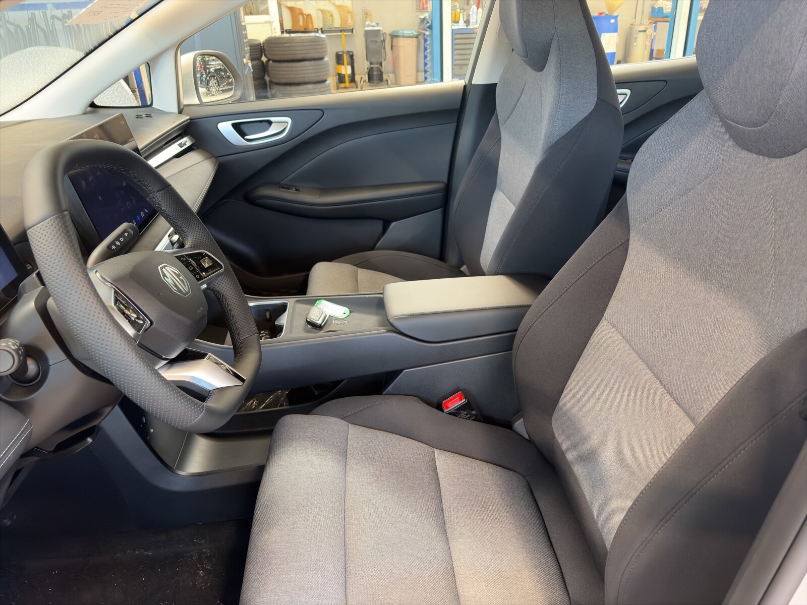 MG 4 Urban 43 kWh Comfort, Elettrica, Auto nuove, Automatico - 4