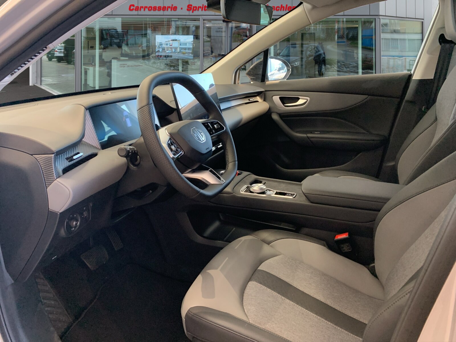 MG 4 64 kWh Premium, Elektro, Occasion / Gebraucht, Automatik - 7