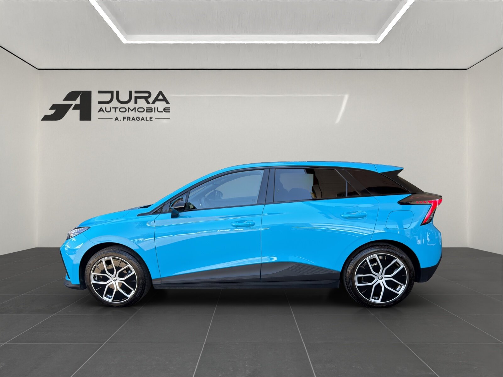 MG 4 64kWh Luxury, Electric, Second hand / Used, Automatic - 4