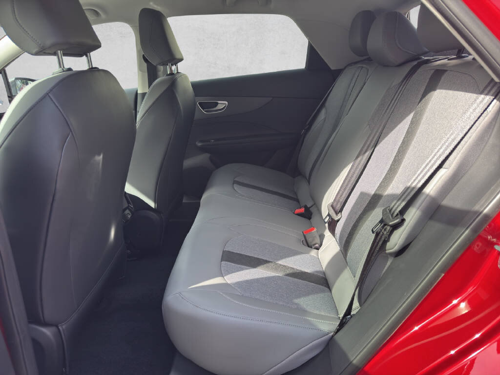 MG MG4 77 kWh Premium, Elektro, Occasion / Gebraucht, Automatik - 7