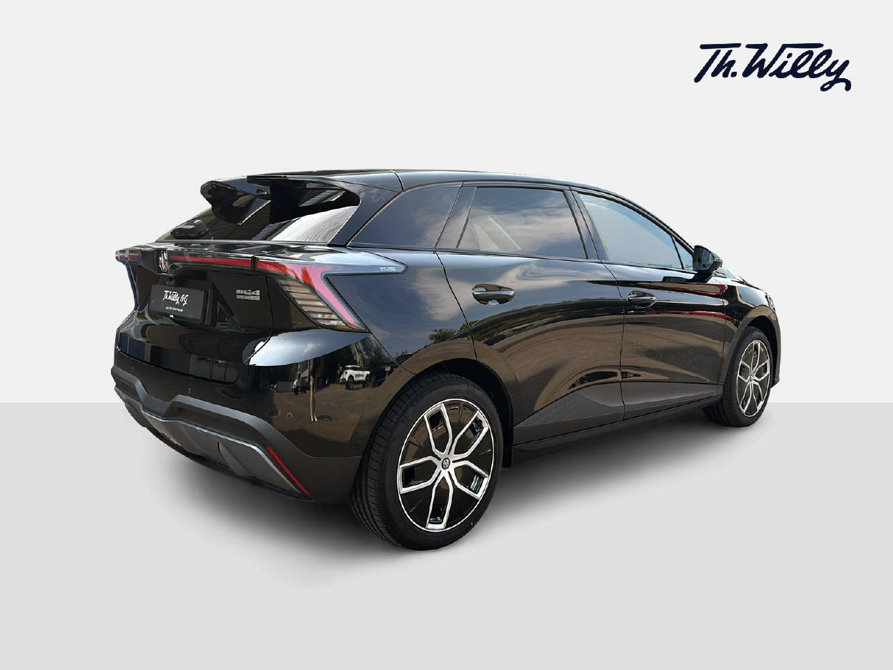MG 4 64kWh Luxury, Electric, Ex-demonstrator, Automatic - 5
