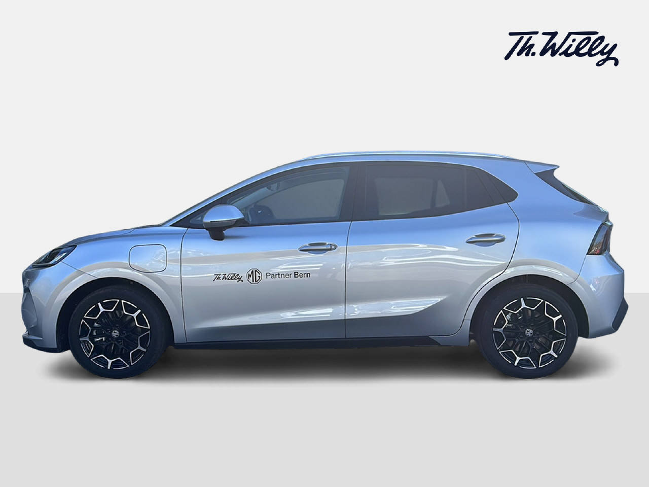 MG 4 Urban 54kWh Premium, Electric, Ex-demonstrator, Automatic - 2