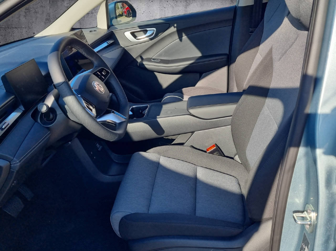 MG 4 Urban 54kWh Premium, Elektro, Vorführwagen, Automatik - 5