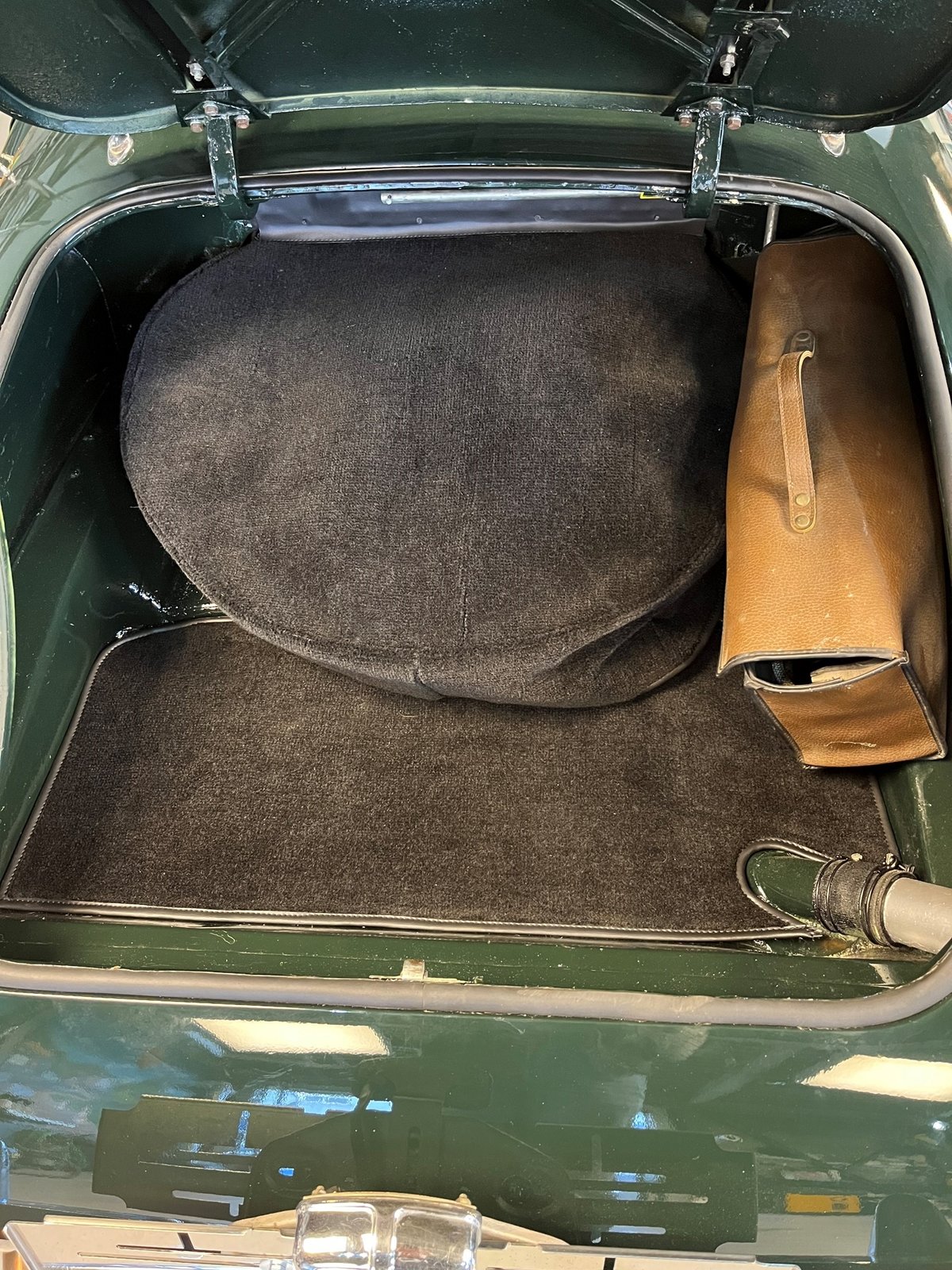 MG MGA, Occasion / Utilisé, Manuelle - 6