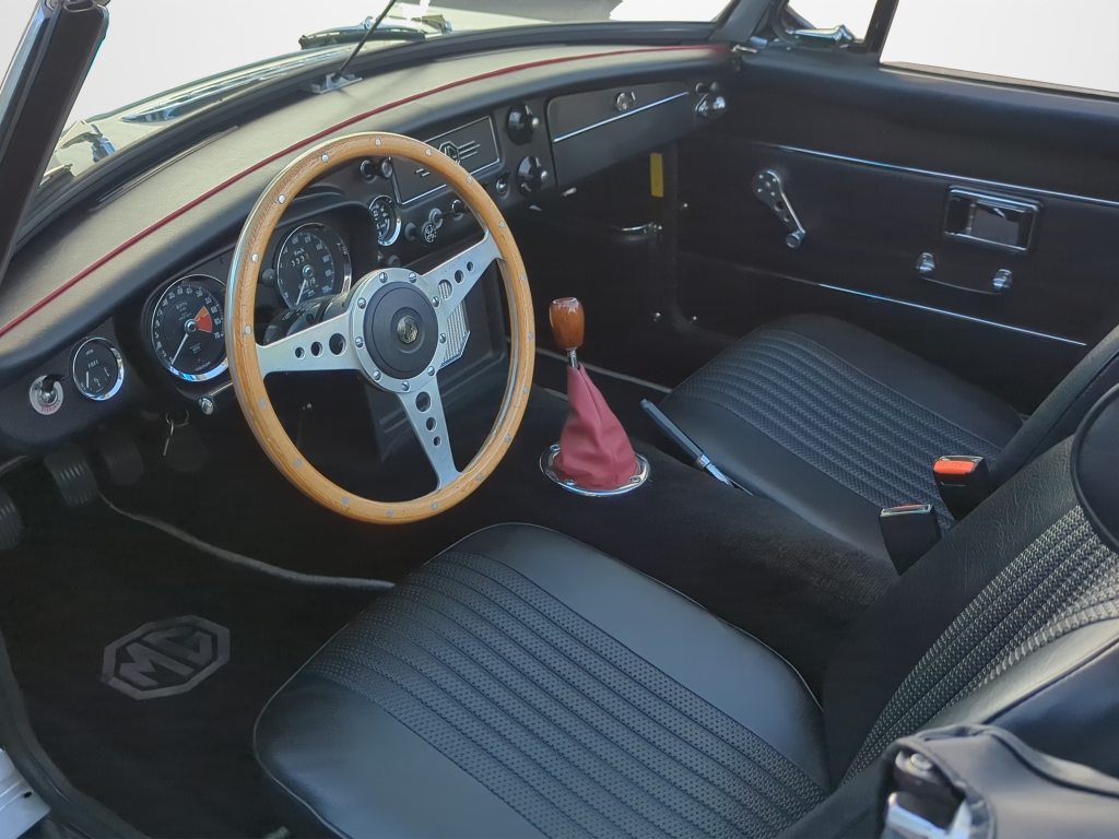 MG MGB 1800, Essence, Voiture de collection, Manuelle - 4