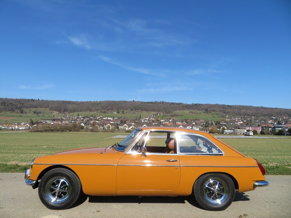 MG MGB GT, Petrol, Classic, Manual - 3