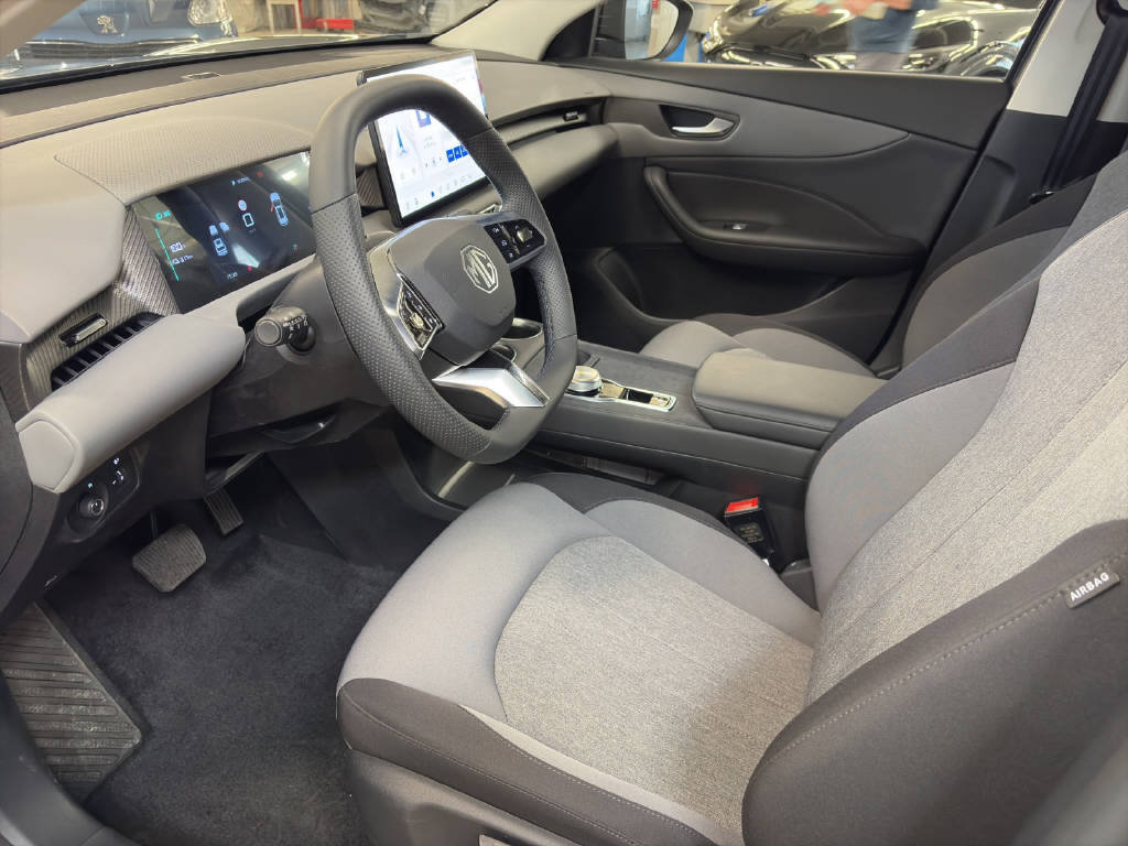 MG S5 EV 49 kWh Comfort, Electric, Ex-demonstrator, Automatic - 5