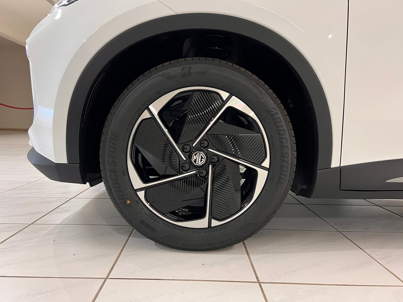 MG S5 EV 64kWh Luxury, Elektro, Neuwagen, Automatik - 6