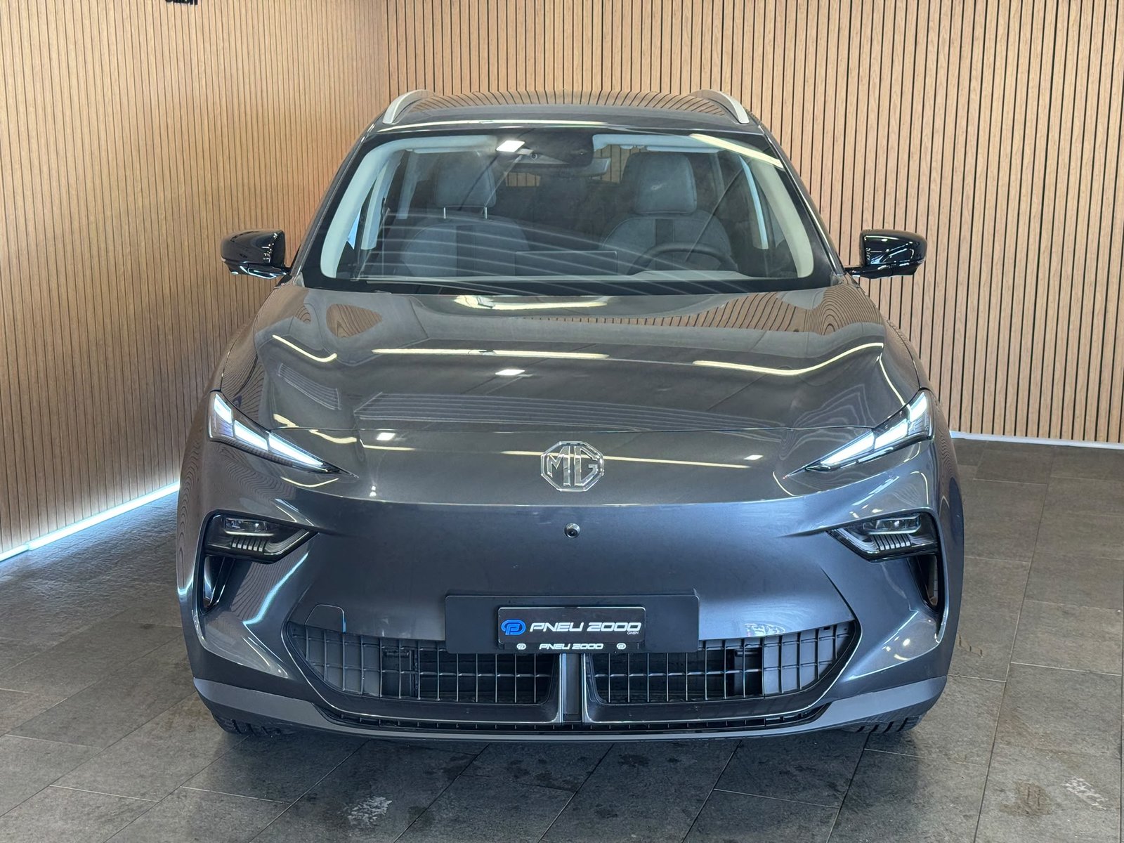 MG S5 EV 64kWh Luxury, Electric, New car, Automatic - 3