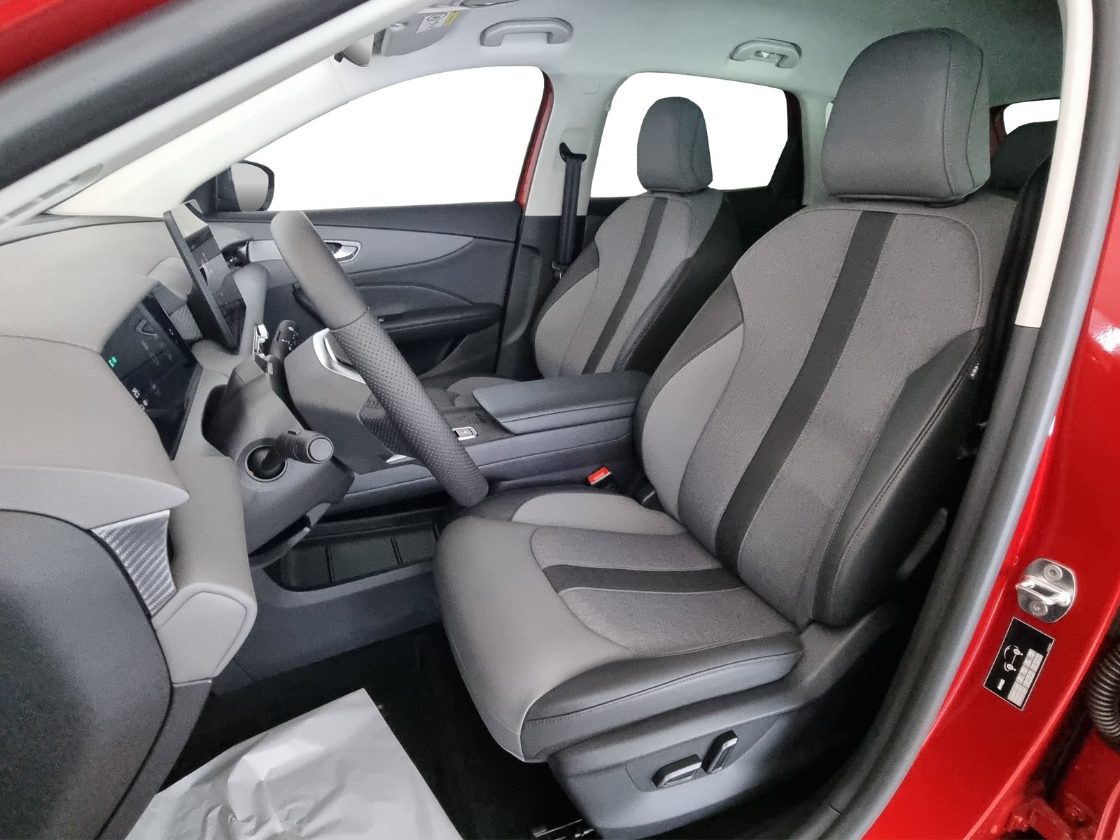 MG S5 EV 64 kWh Luxury RWD, Electric, Automatic - 6