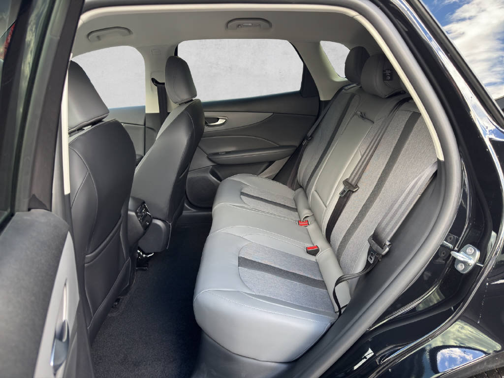 MG S5 EV 64 kWh Luxury, Electric, New car, Automatic - 7