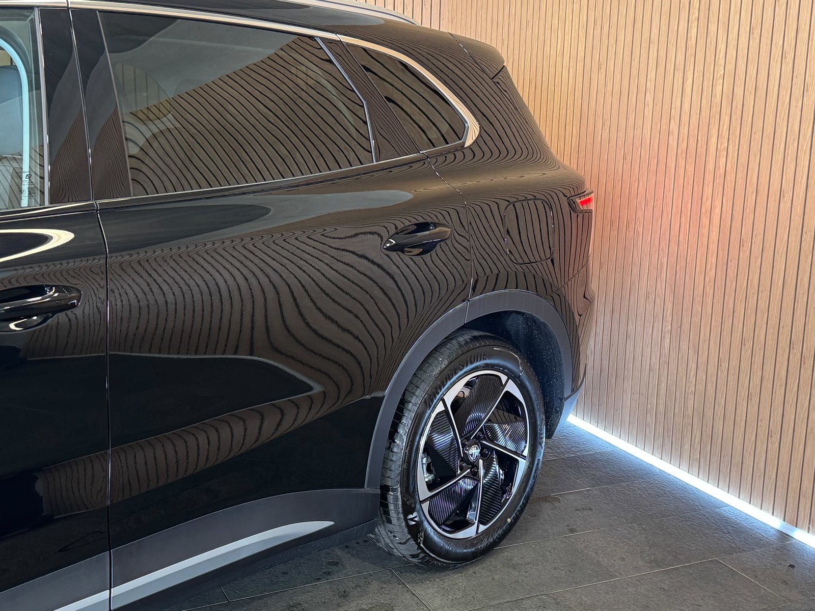 MG S5 EV 64kWh Luxury, Elettrica, Auto nuove, Automatico - 7