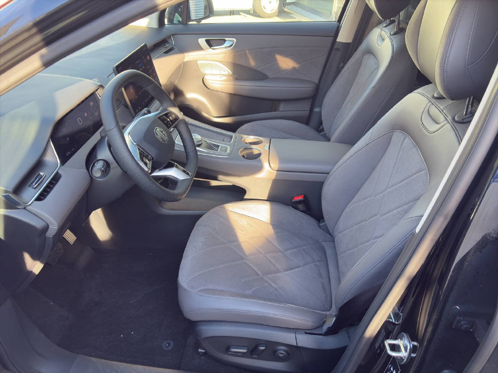MG S6 EV 77 kWh Luxury 4WD, Elektro, Neuwagen, Automatik - 5