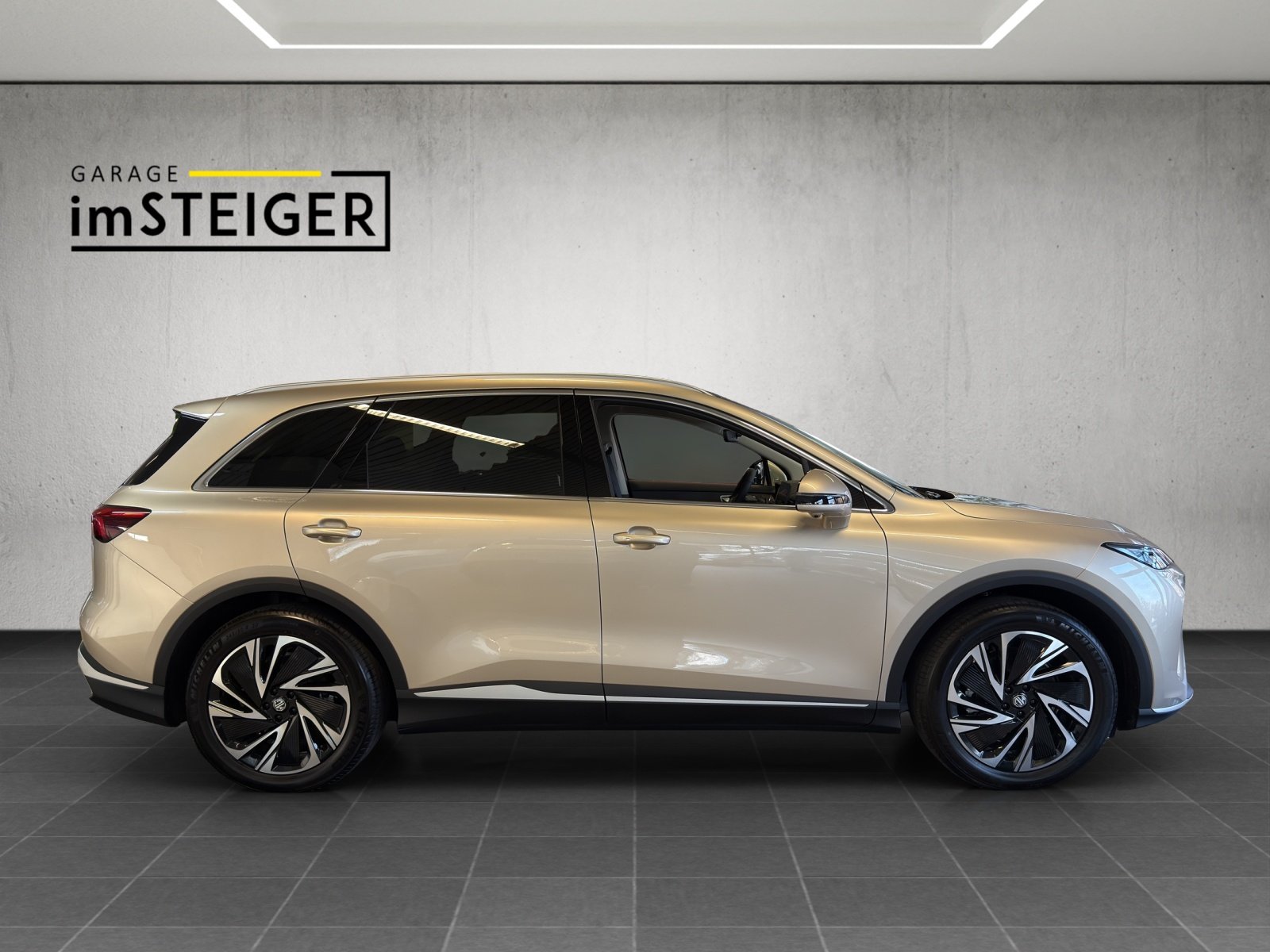 MG S6 EV 77 kWh Luxury 4WD, Electric, New car, Automatic - 6