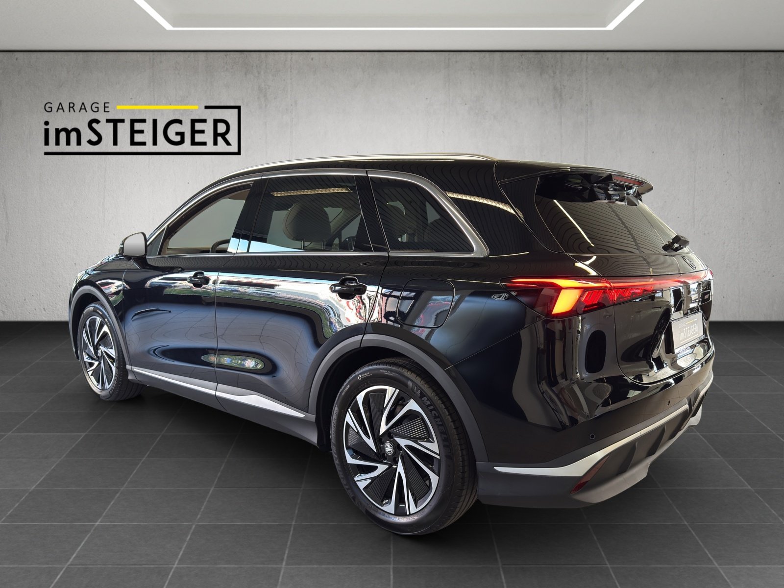 MG S6 EV 77 kWh Luxury 4WD, Elektro, Neuwagen, Automatik - 3