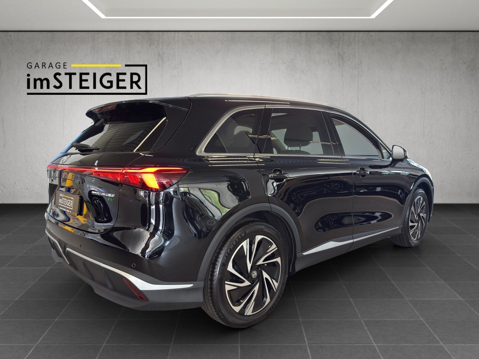 MG S6 EV 77 kWh Luxury 4WD, Elektro, Neuwagen, Automatik - 5