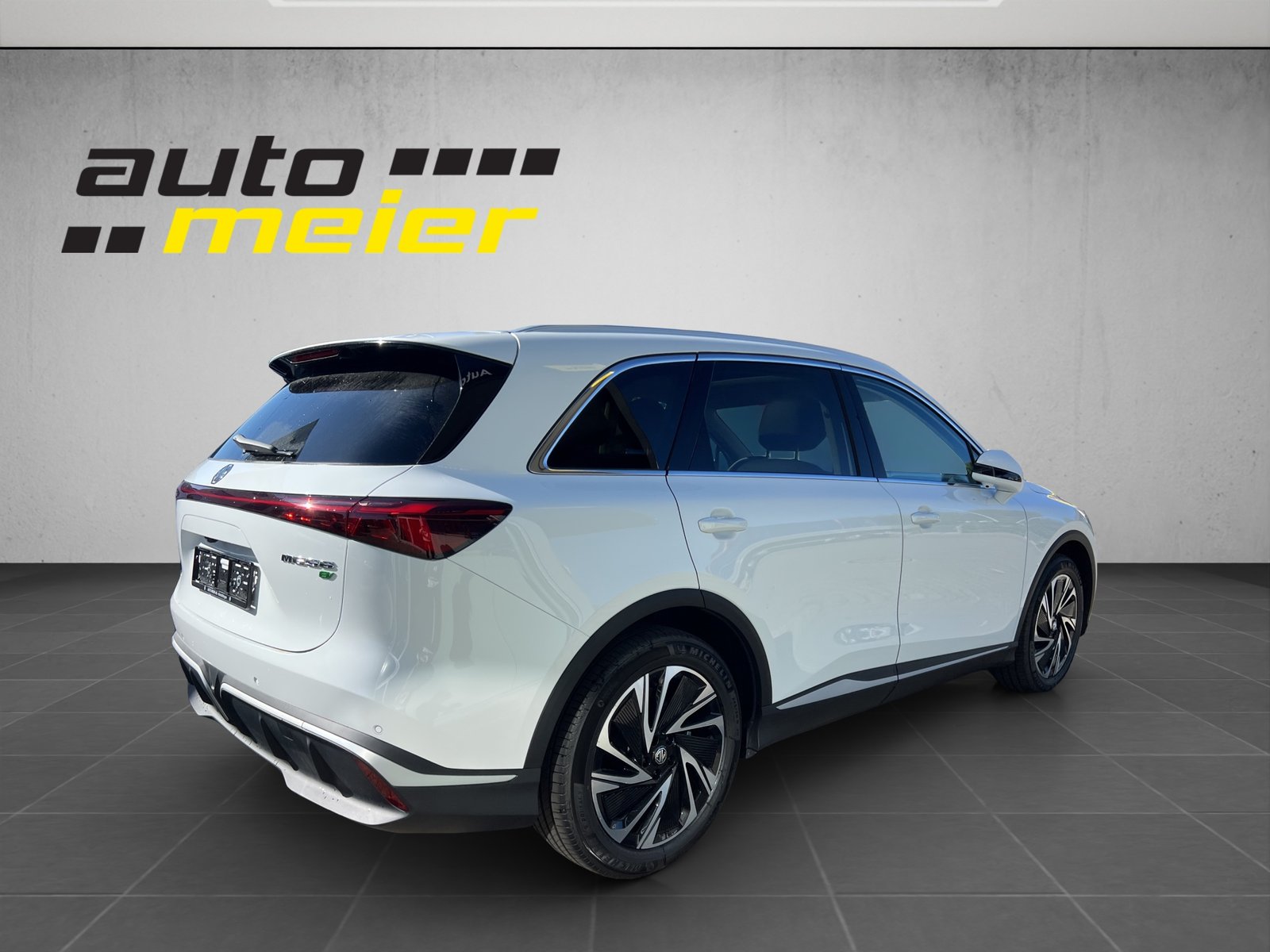 MG S6 EV 77 kWh Luxury 4WD, Electric, New car, Automatic - 5