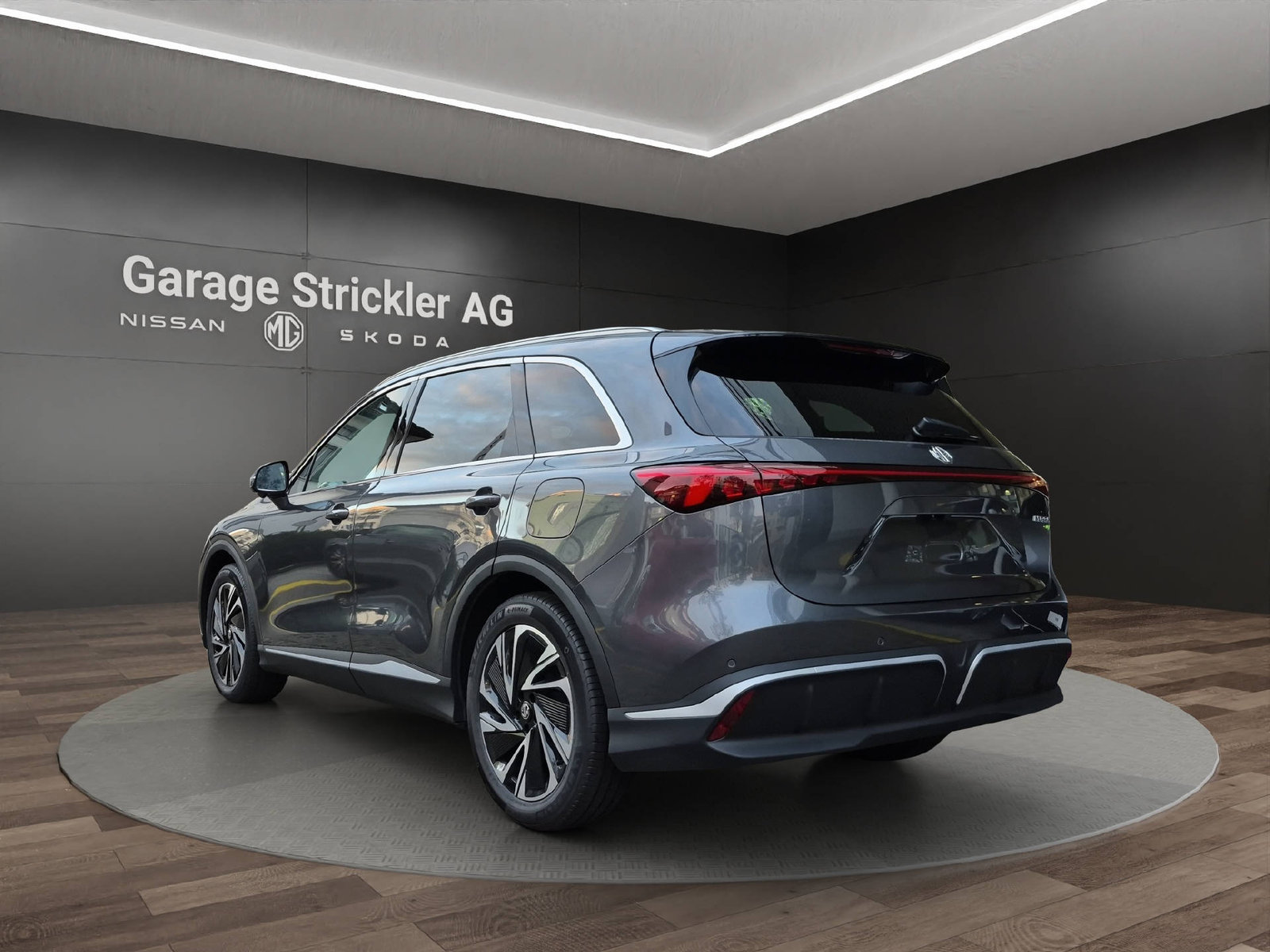 MG S6 EV 77 kWh Luxury 4WD, Electric, Ex-demonstrator, Automatic - 3