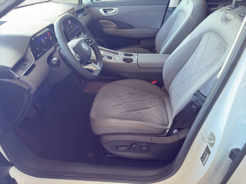 MG S6 EV 77 kWh Luxury 4WD, Elektro, Vorführwagen, Automatik - 5