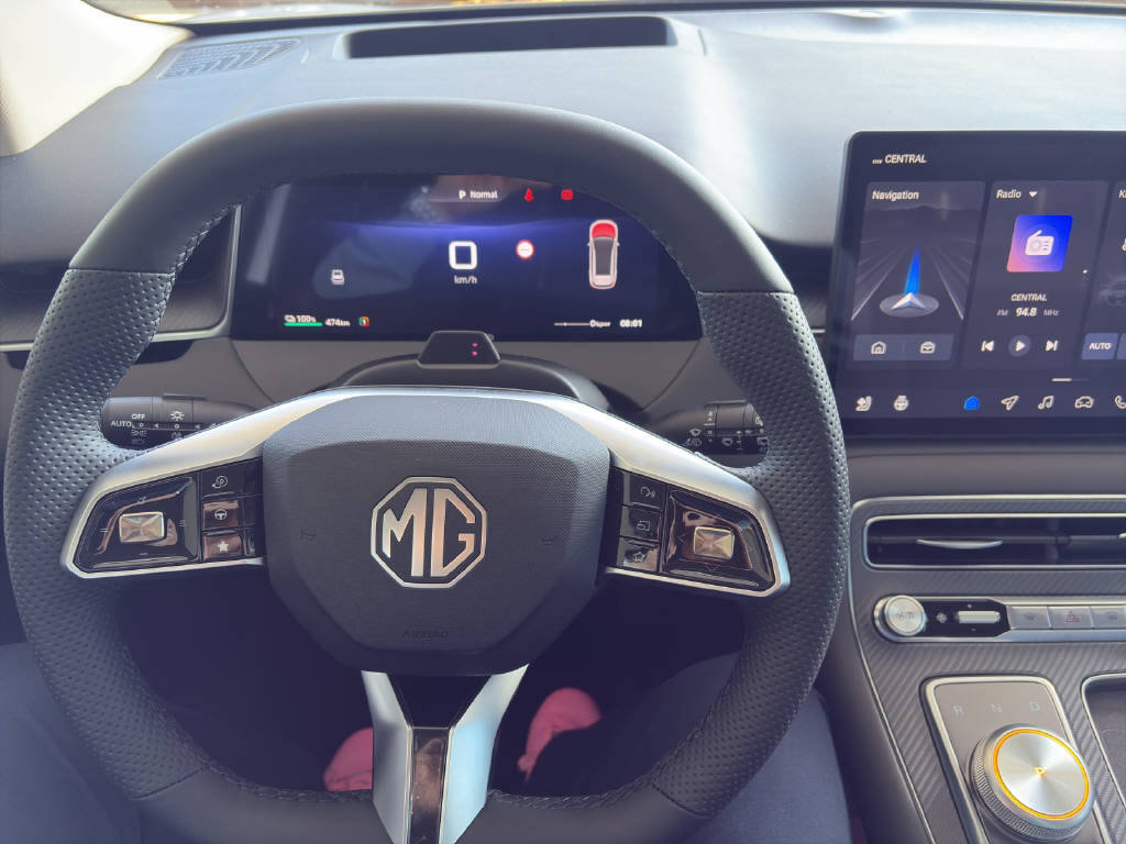 MG S6 EV 77 kWh Luxury 4WD, Elektro, Vorführwagen, Automatik - 6