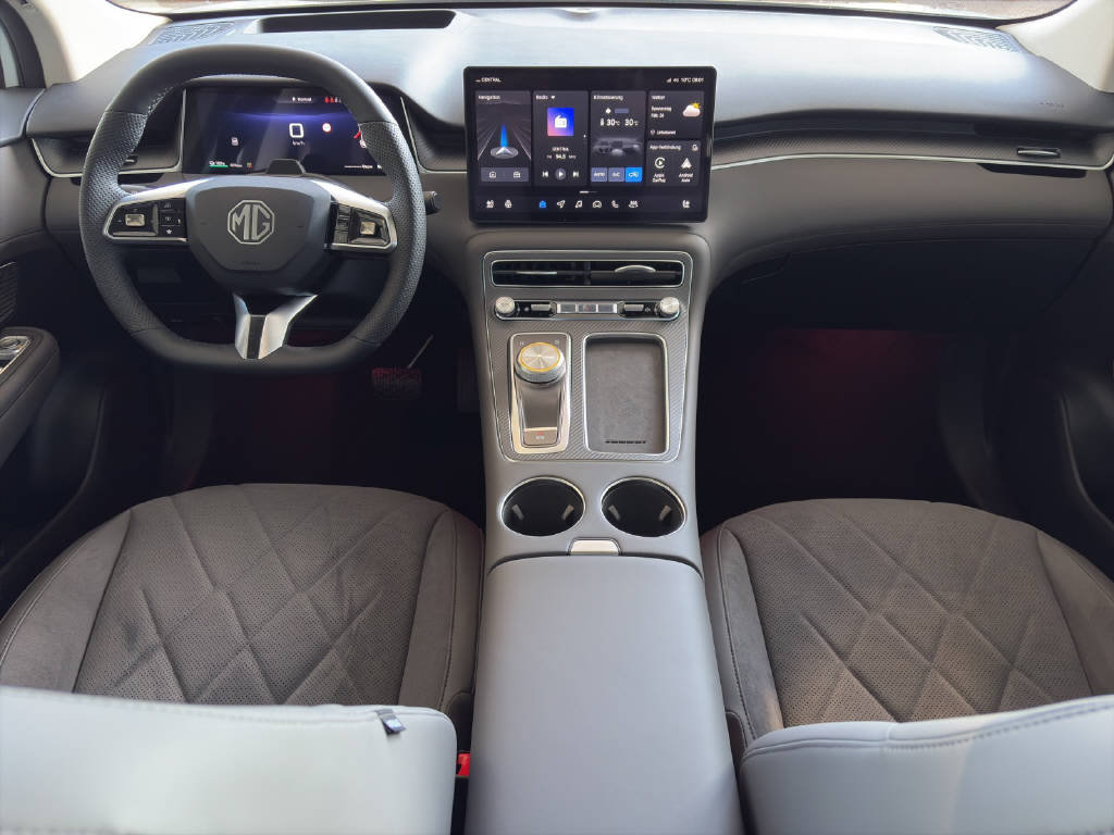 MG S6 EV 77 kWh Luxury 4WD, Elektro, Vorführwagen, Automatik - 7