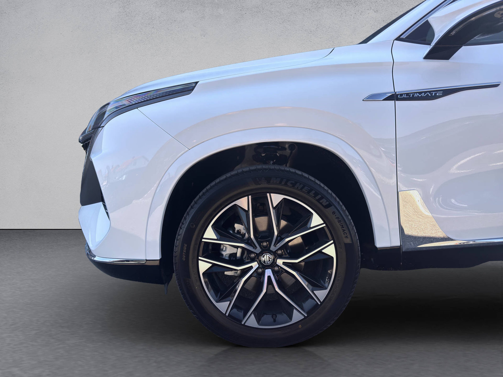 MG S9 1.5 PHEV Premium, Plug-in-Hybrid Benzin/Elektro, Vorführwagen, Automatik - 4