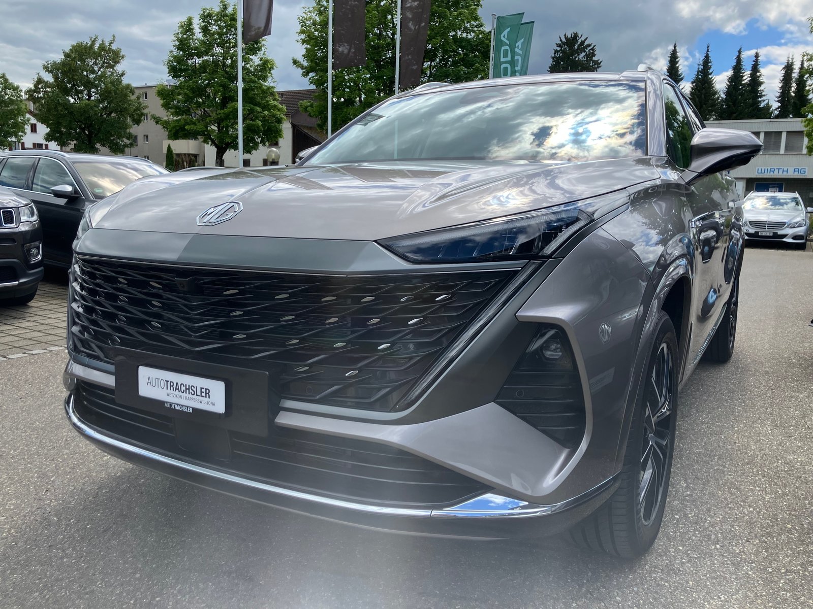 MG S9 1.5 T PHEV Premium, Plug-in-Hybrid Petrol/Electric, Ex-demonstrator, Automatic - 3