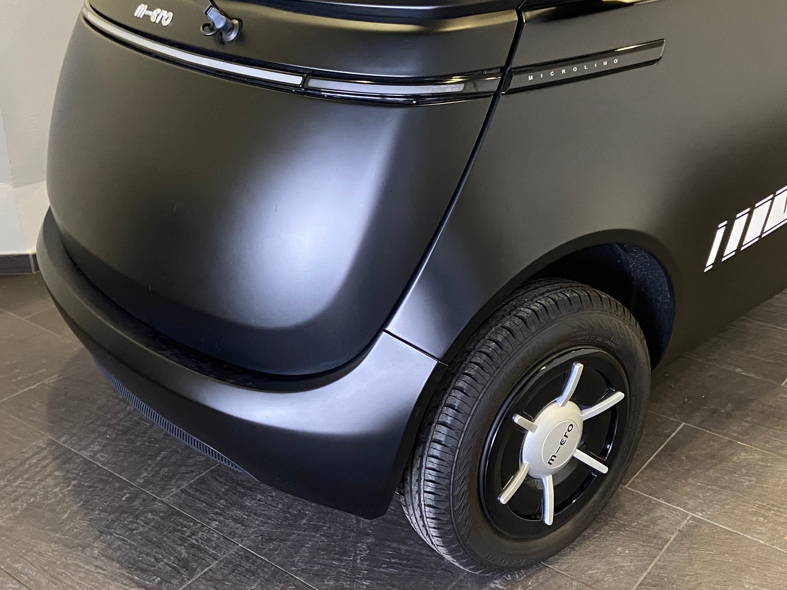 MICRO Microlino 10.5 kWh Medium Range, Elettrica, Auto nuove, Automatico - 4