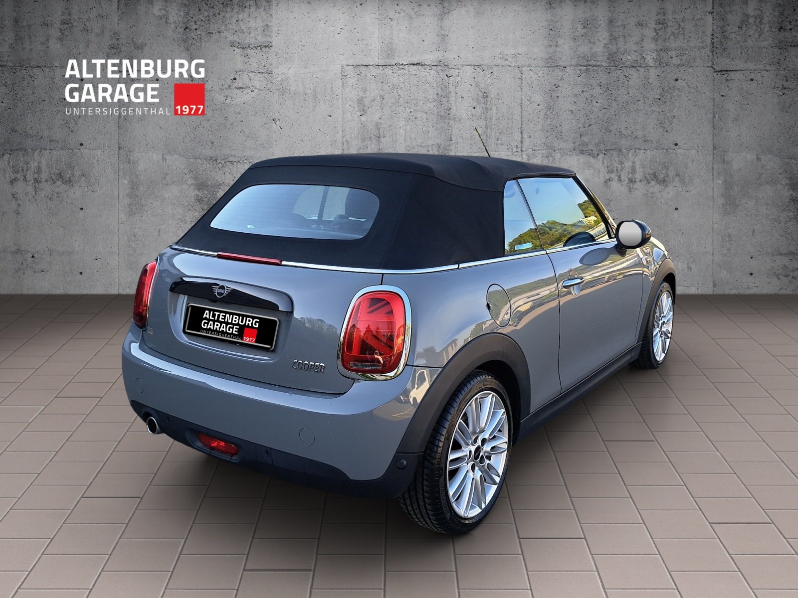 MINI Cabrio F57 1.5i Cooper, Petrol, Second hand / Used, Automatic - 5
