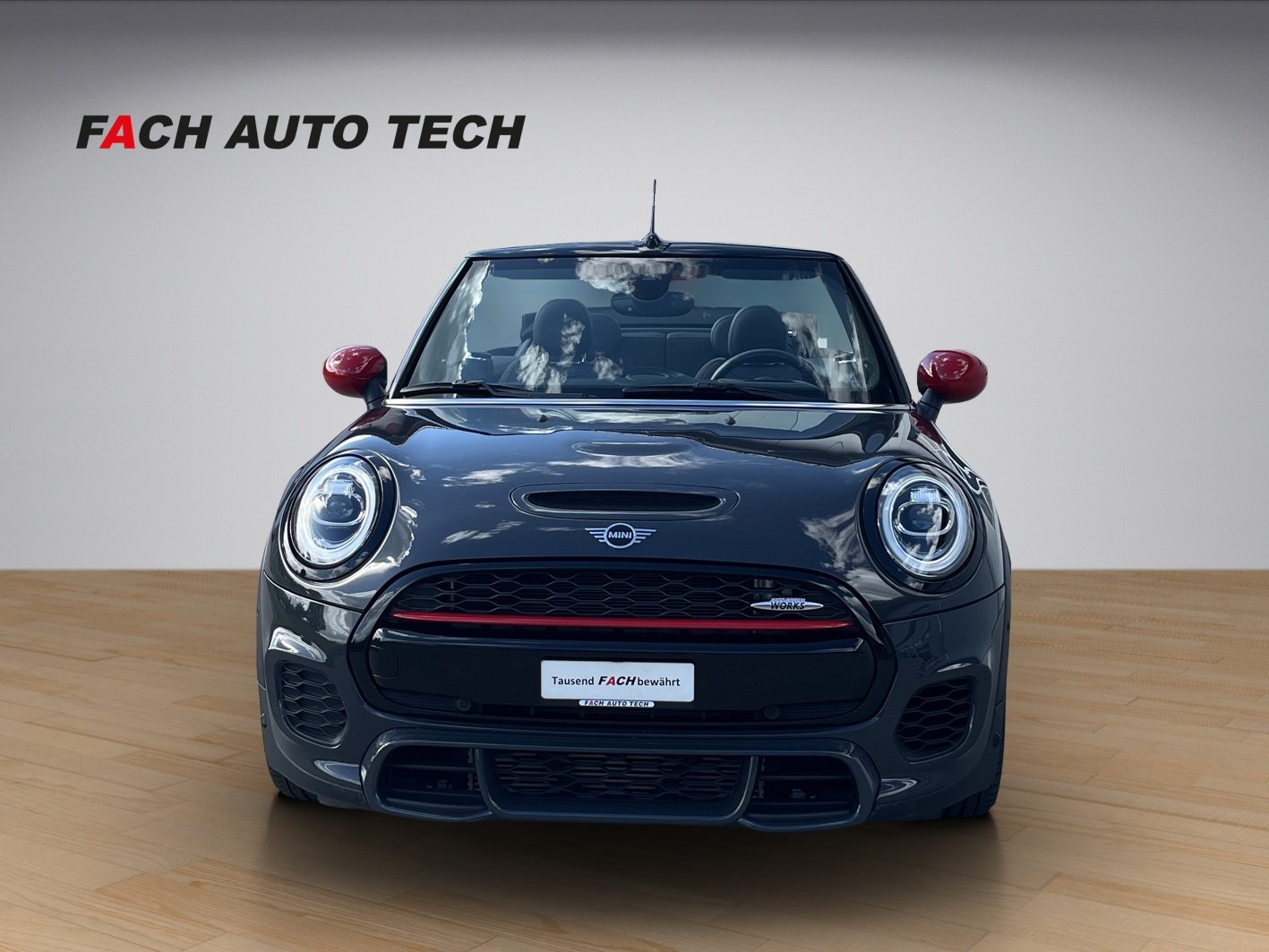 MINI Cabrio F57 2.0i John Cooper Works SAG, Petrol, Second hand / Used, Automatic - 2