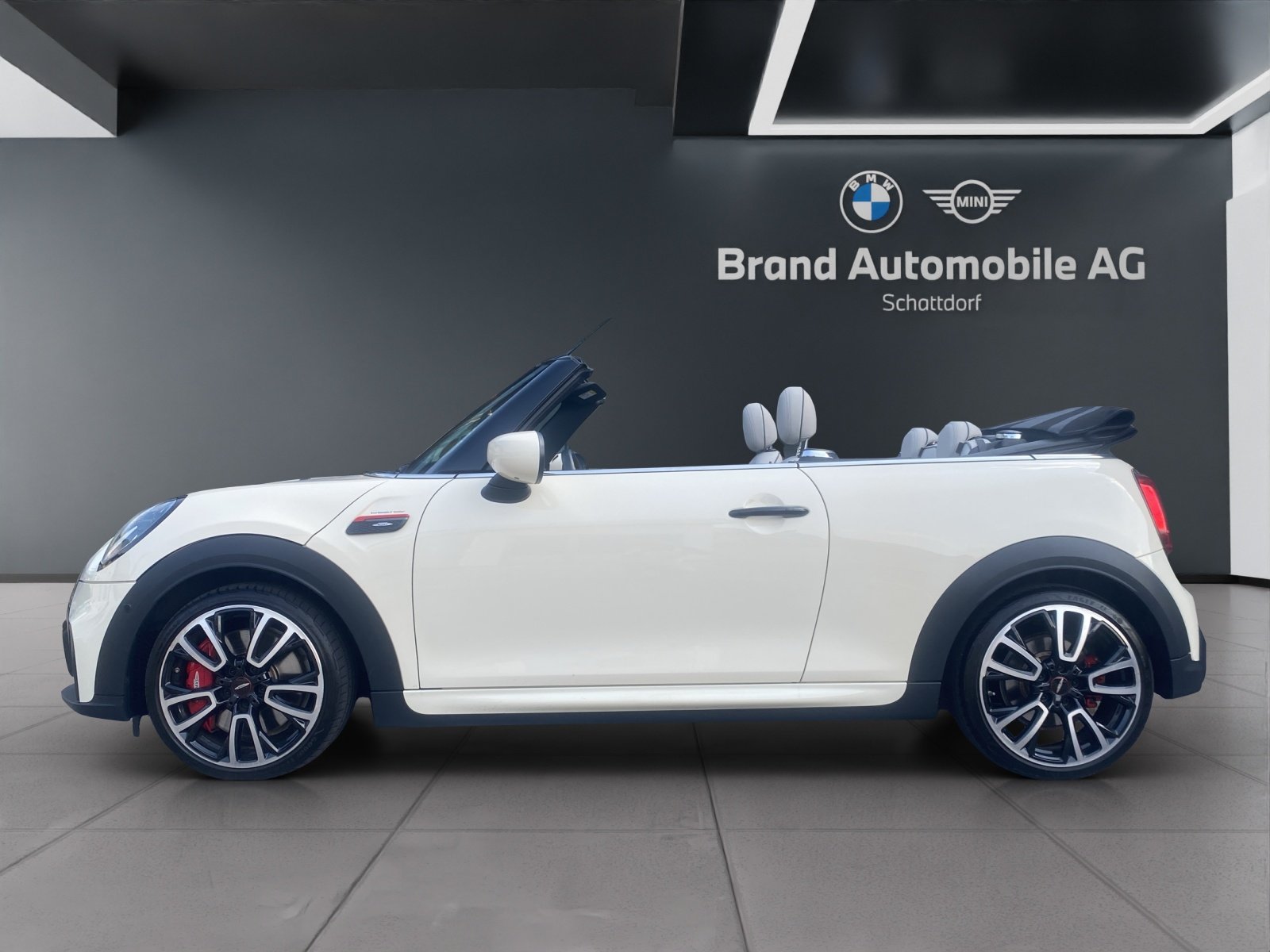MINI Cabrio F57 2.0i John Cooper Works SAG, Benzin, Occasion / Gebraucht, Automatik - 2
