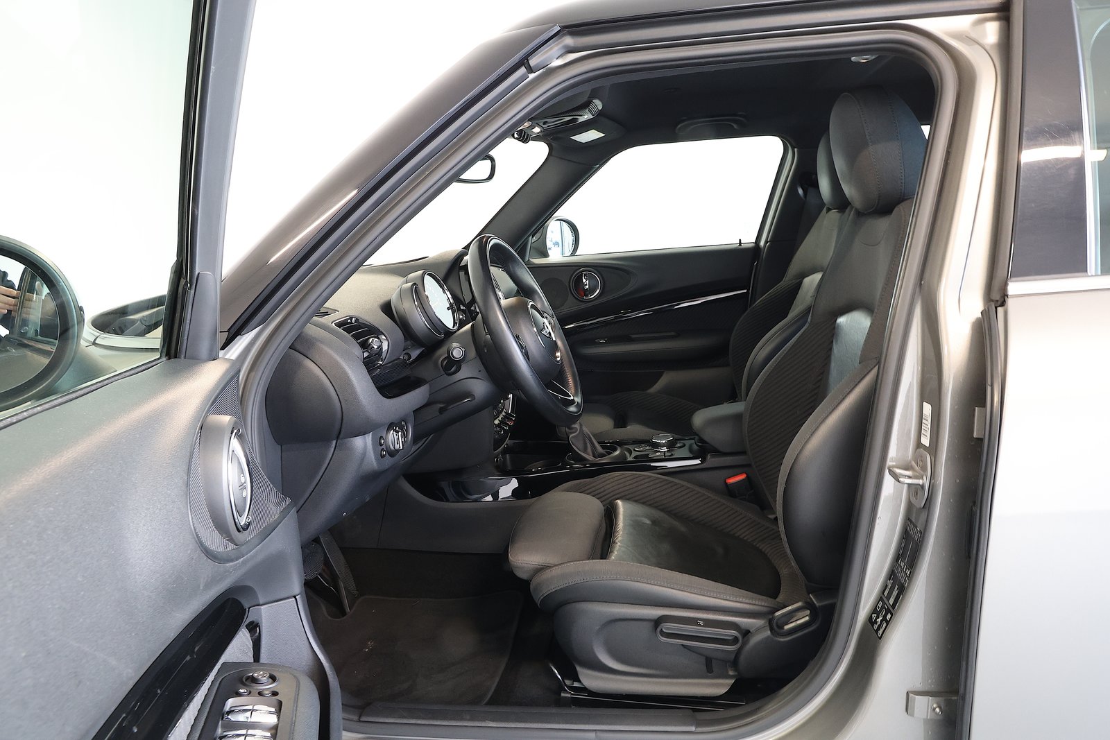 MINI Clubman Cooper S ALL4 Steptronic, Benzin, Occasion / Gebraucht, Automatik - 6