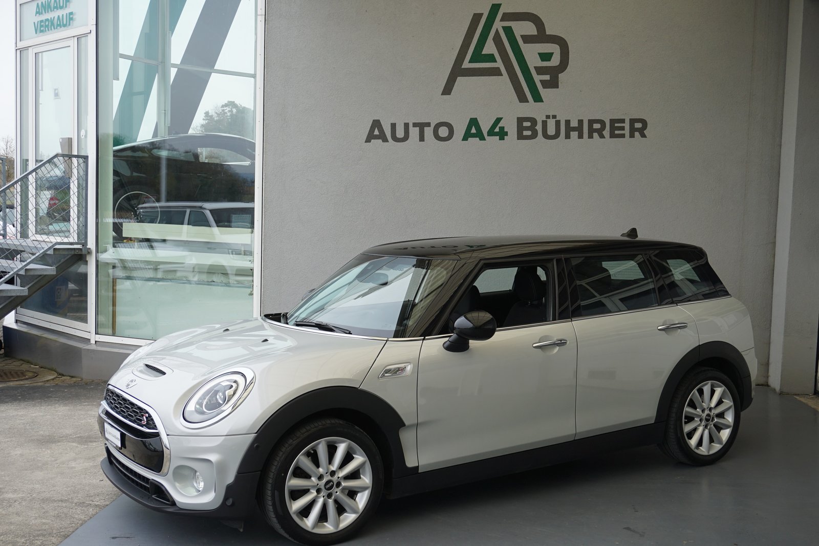 MINI Clubman Cooper S ALL4, Petrol, Second hand / Used, Automatic - 5