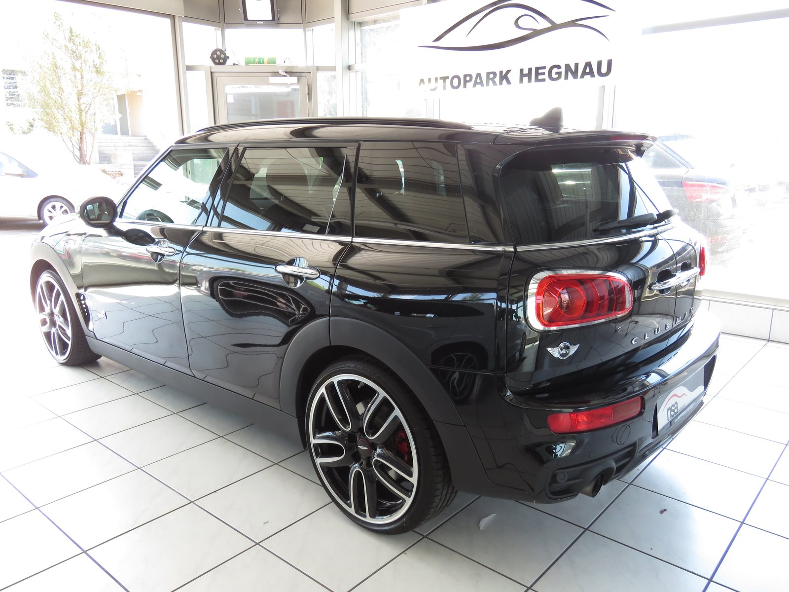 MINI Clubman Cooper John Cooper Works ALL4 Steptronic, Petrol, Second hand / Used, Automatic - 6