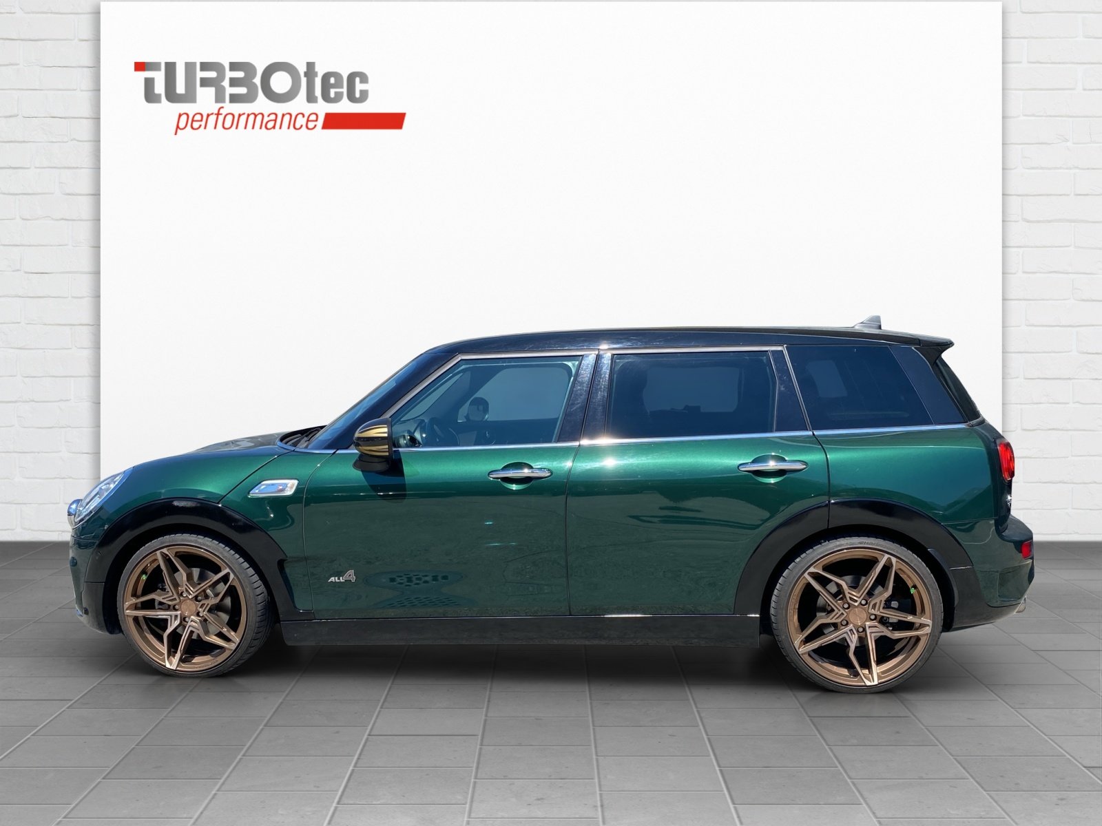 MINI Clubman Cooper S ALL4 Steptronic, Benzin, Occasion / Gebraucht, Automatik - 2