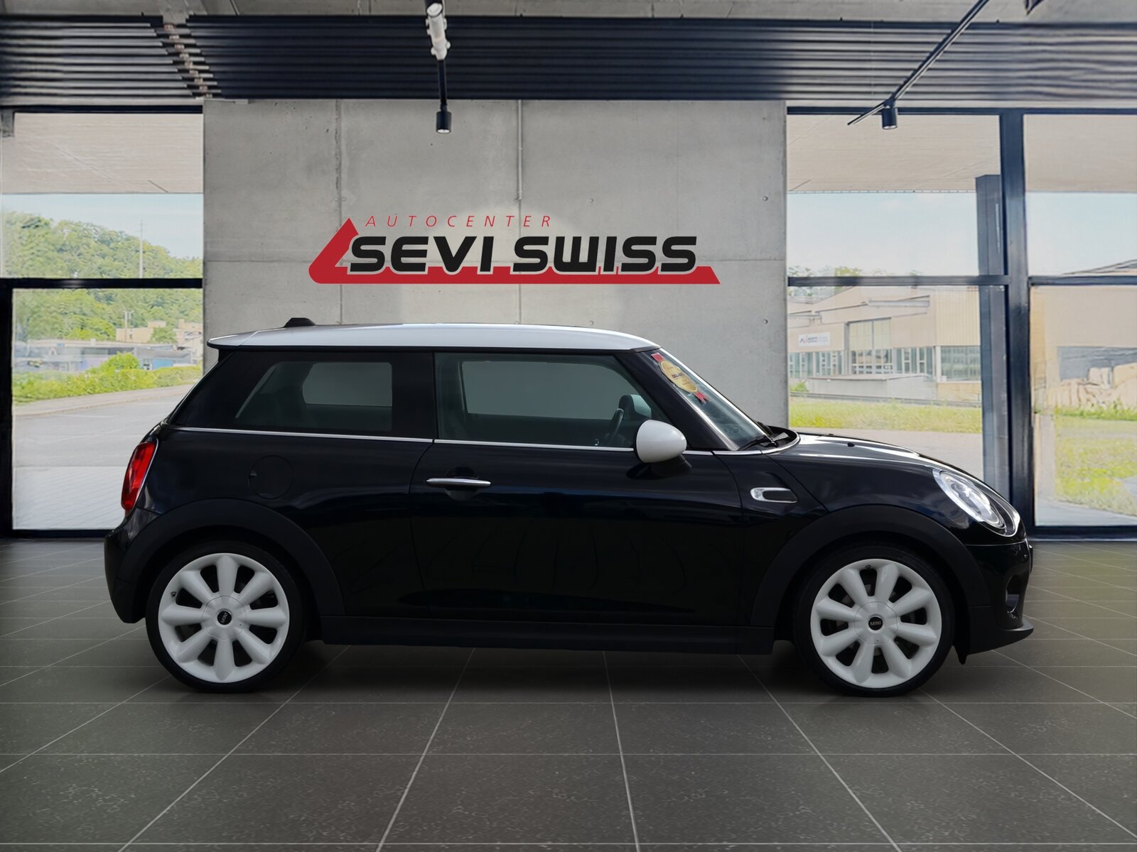 MINI Cooper*Hagelschaden*statt 8'900.- jetzt nur 5'900.- *, Benzin, Occasion / Gebraucht, Handschaltung - 2