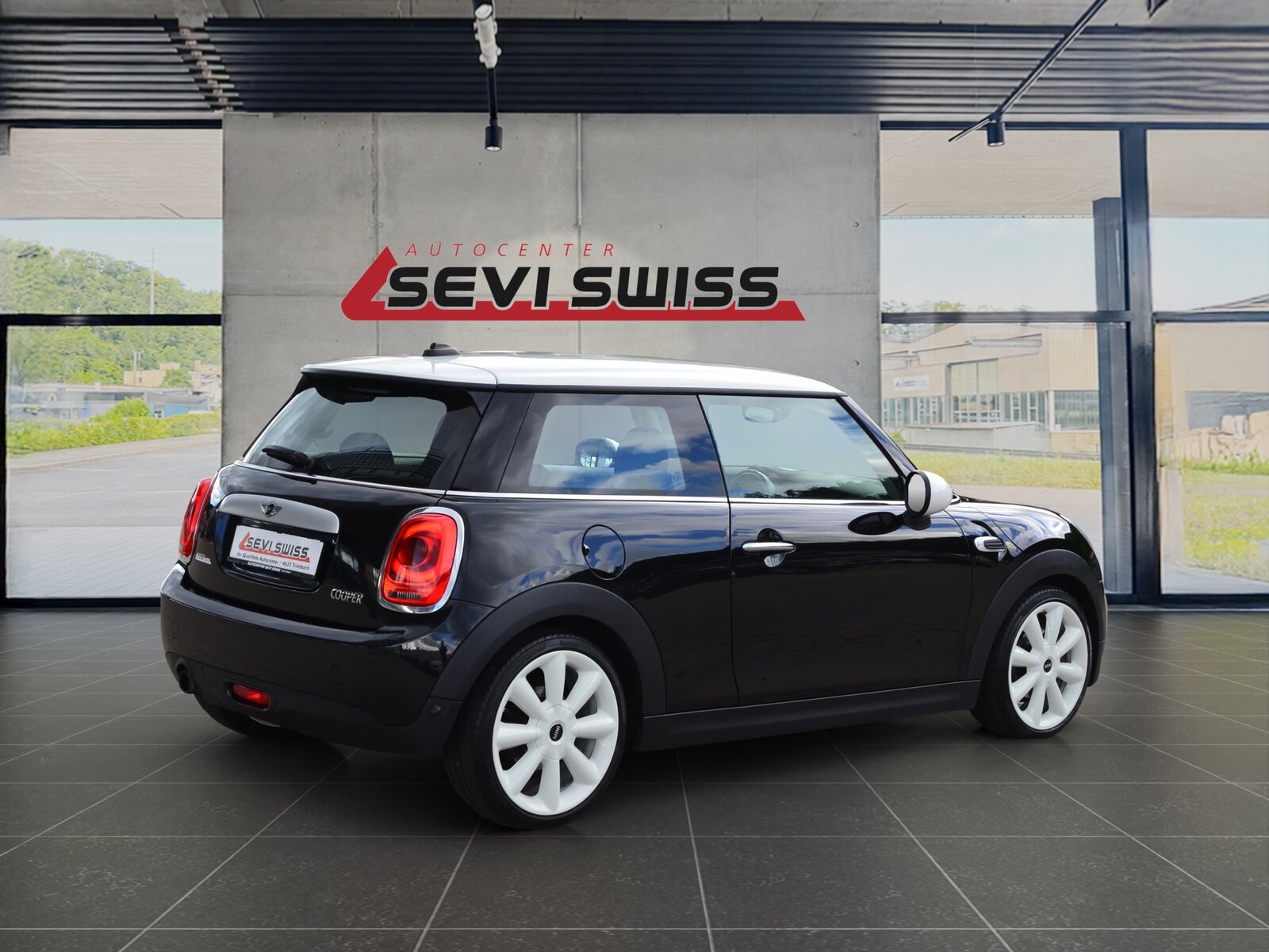 MINI Cooper*Hagelschaden*statt 8'900.- jetzt nur 5'900.- *, Benzin, Occasion / Gebraucht, Handschaltung - 3