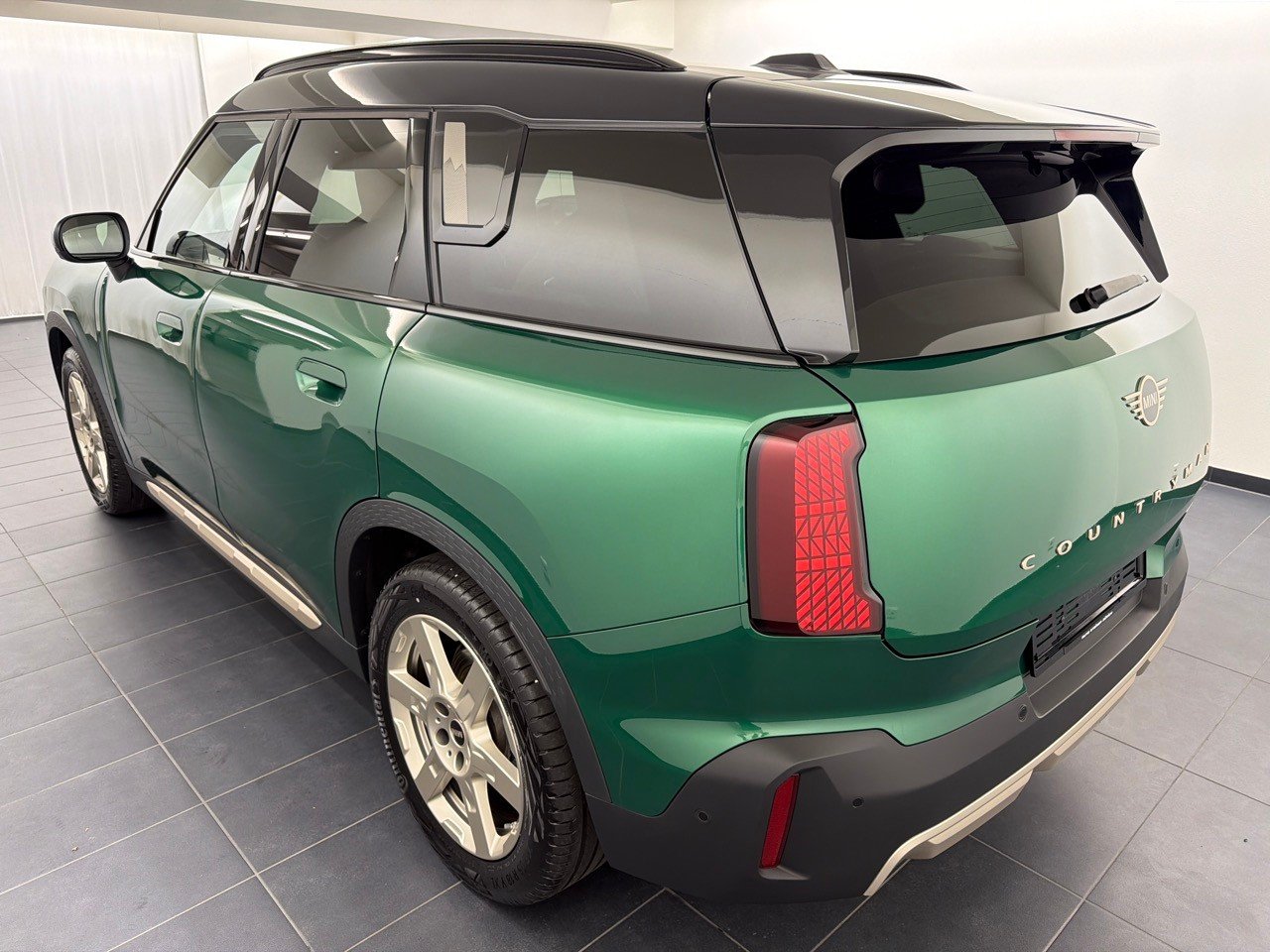 MINI Countryman D, Hybride Leggero Diesel/Elettrica, Occasioni / Usate, Automatico - 2