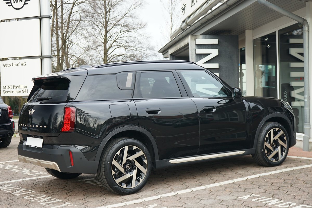 MINI Countryman C, Mild-Hybrid Petrol/Electric, New car, Automatic - 2