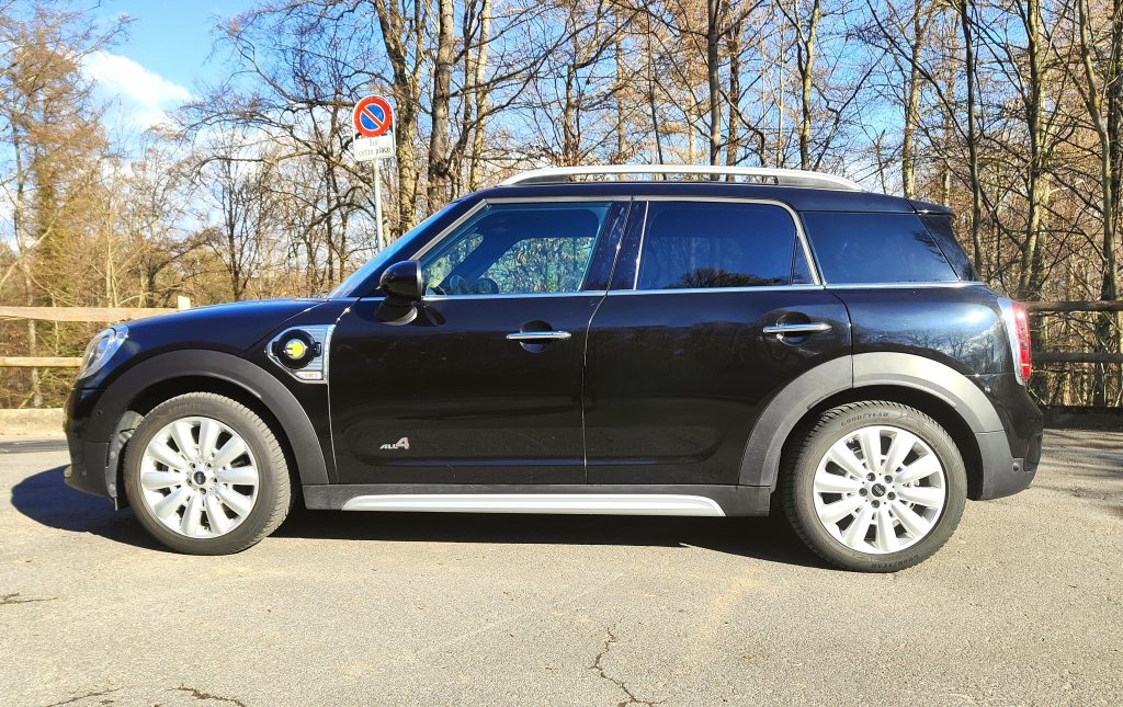MINI COUNTRYMAN 1.5i Cooper S E ALL4, Plug-in-Hybrid Petrol/Electric, Second hand / Used, Automatic - 4