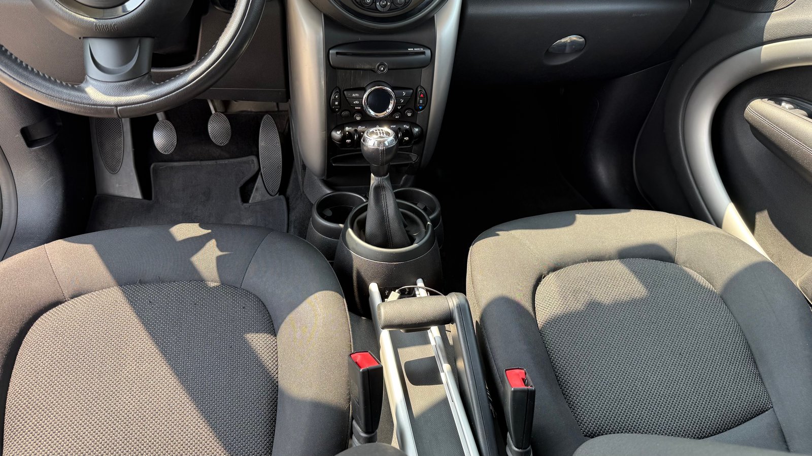 MINI Countryman Cooper ALL4, Benzin, Occasion / Gebraucht, Handschaltung - 6