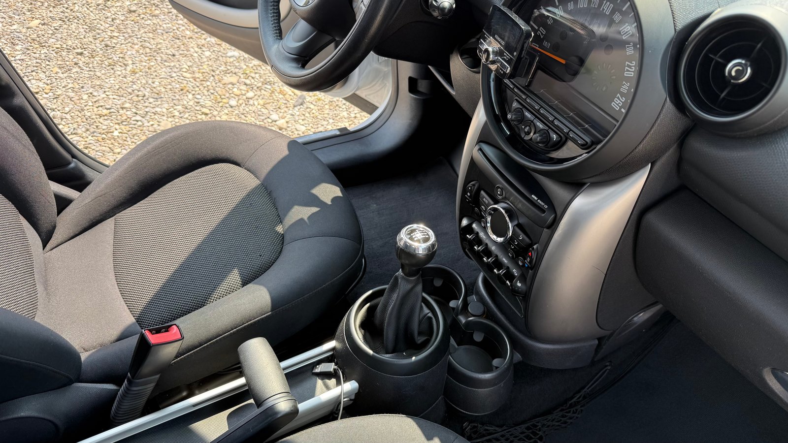 MINI Countryman Cooper ALL4, Benzin, Occasion / Gebraucht, Handschaltung - 7