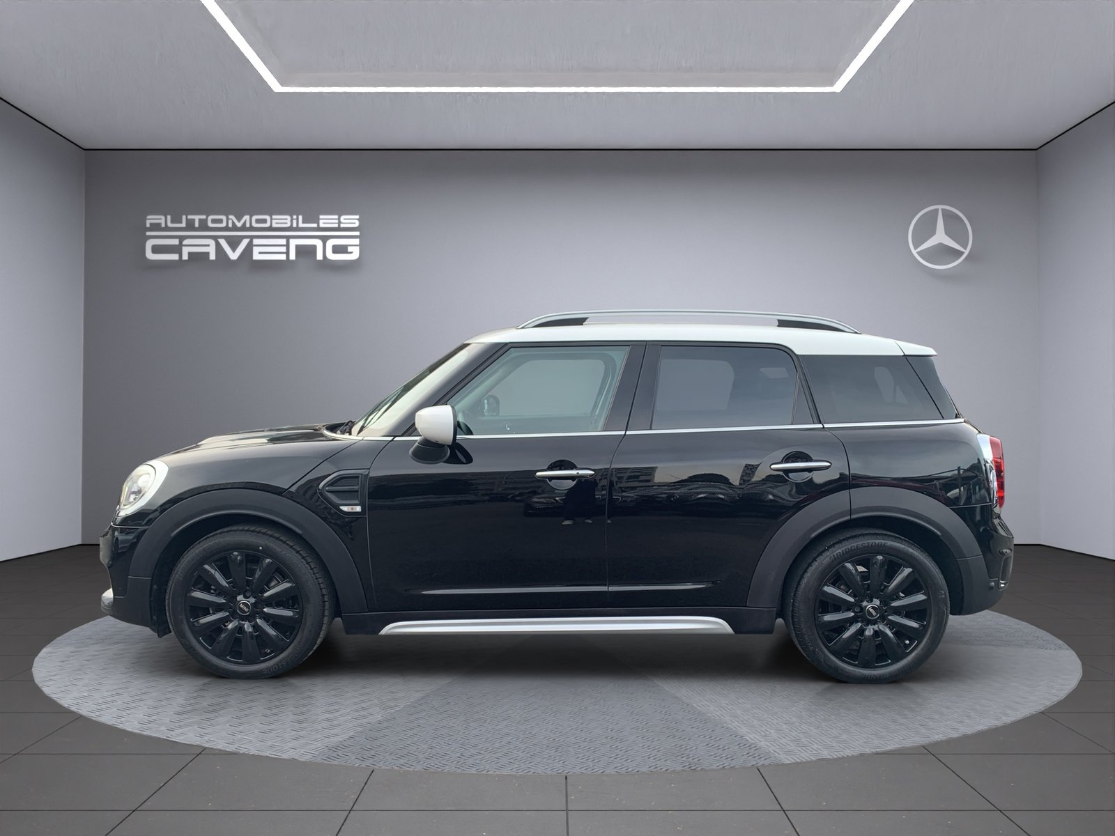 MINI Countryman Cooper FWD Steptronic DKG, Petrol, Second hand / Used, Automatic - 2