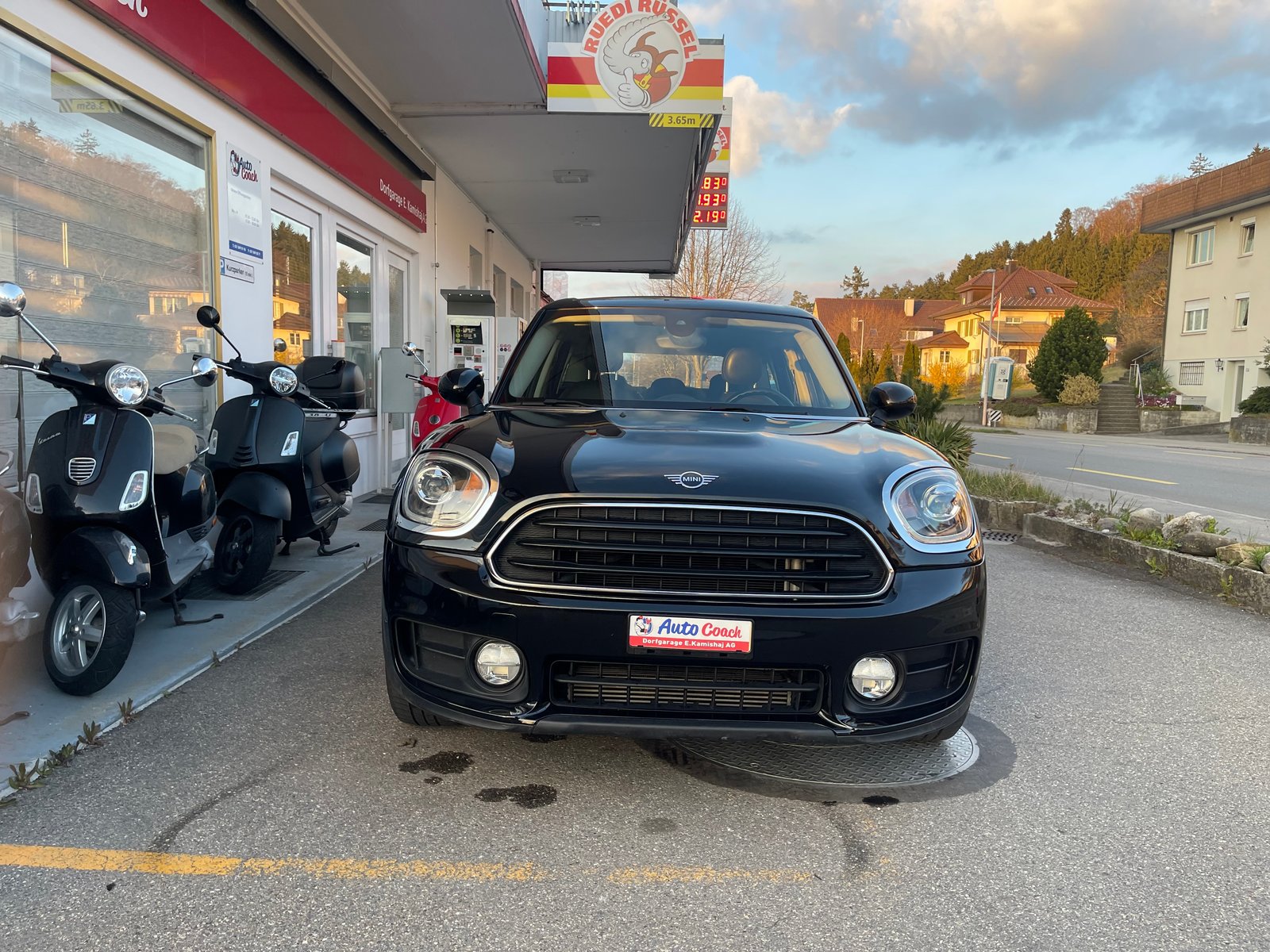 MINI Countryman One FWD Steptronic, Benzin, Occasion / Gebraucht, Automatik - 2