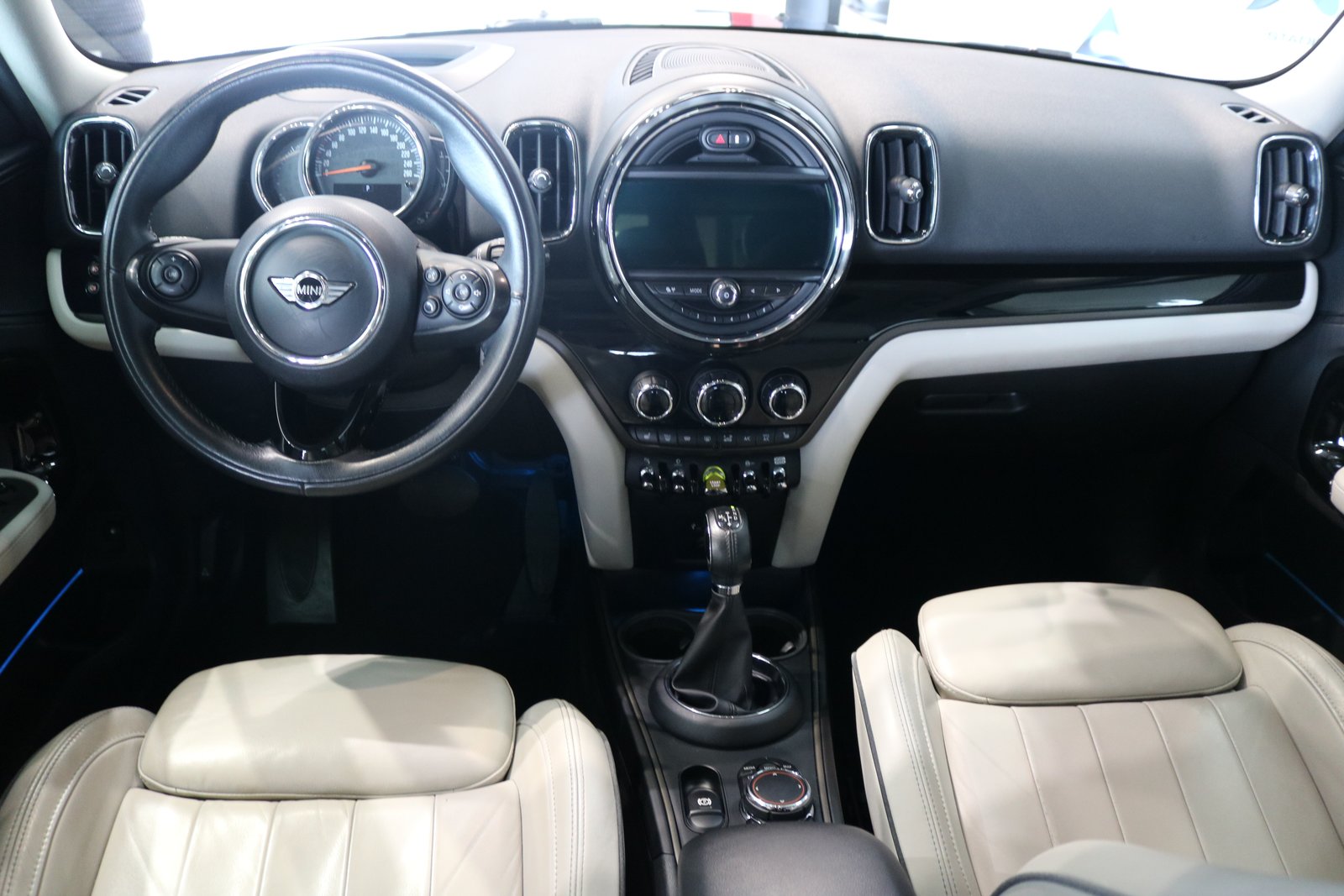 MINI Countryman Cooper S E ALL4 Steptronic, Hybride Rechargeable Essence/Électricité, Occasion / Utilisé, Automatique - 3