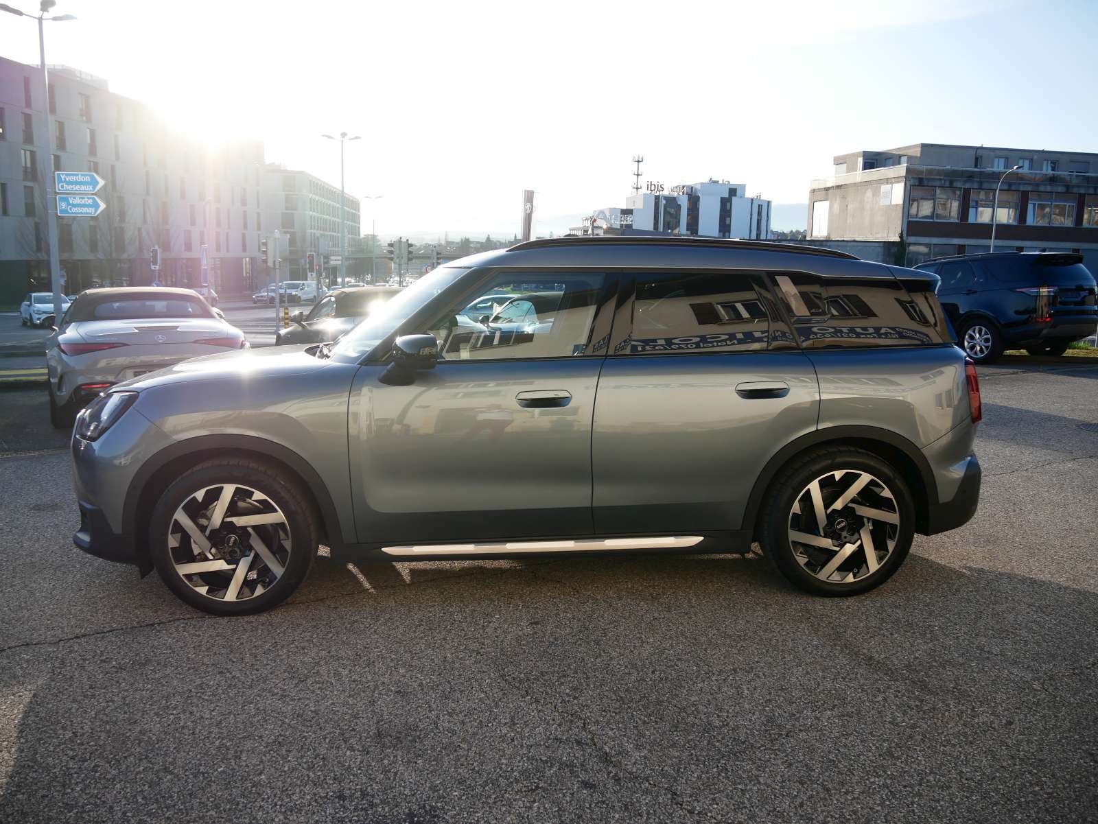MINI Countryman SE ALL 4, Elektro, Occasion / Gebraucht, Automatik - 2