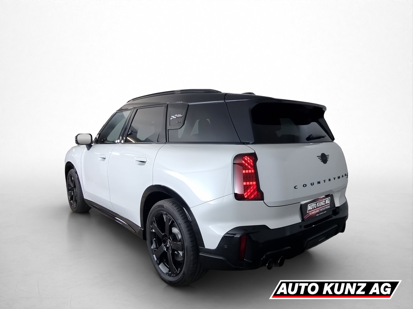 MINI Countryman 2.0 John Cooper Works ALL4 Steptronic, Petrol, Second hand / Used, Automatic - 4